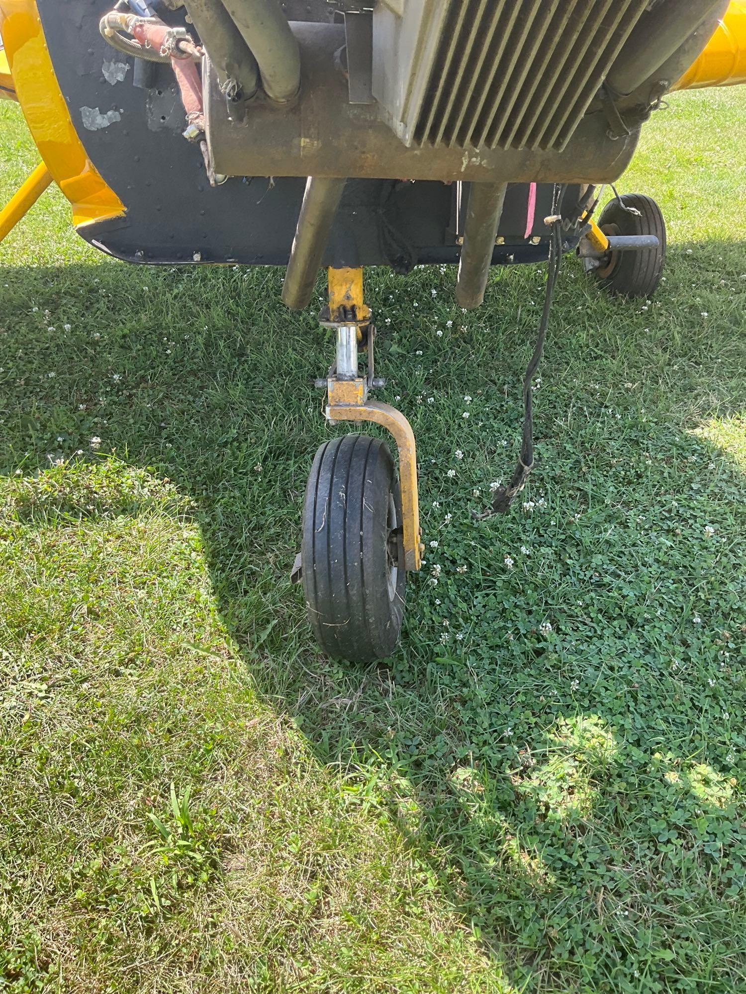 N805CF nose gear from the auction listing